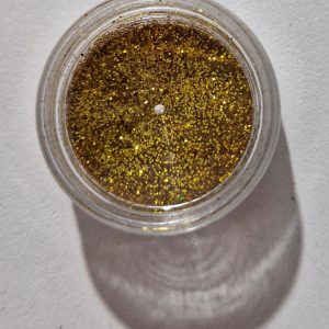 Sclipici auriu