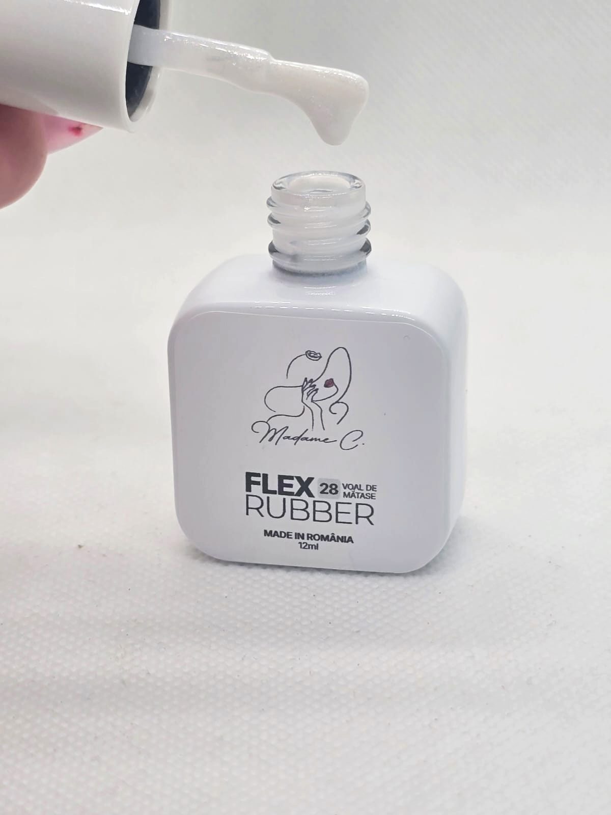 Flex Rubber Base- Voal de matase 28- 12 ml by Madame C tpo free hema free - imagine 3
